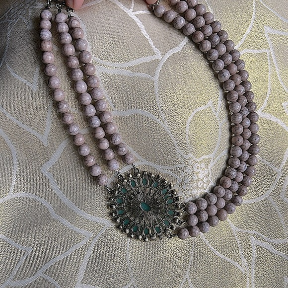 Gray Beaded Turquoise Rhinestones Gold Necklace 19” Center Pendant 2.5” - Picture 5 of 10